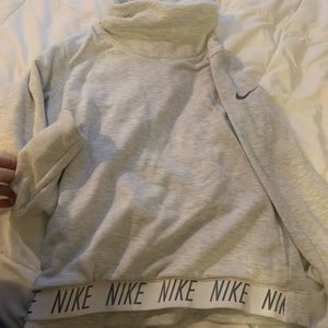 Nike sweatshirt